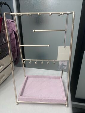 Shabby Chic Pink Jewelry Stand NWT
